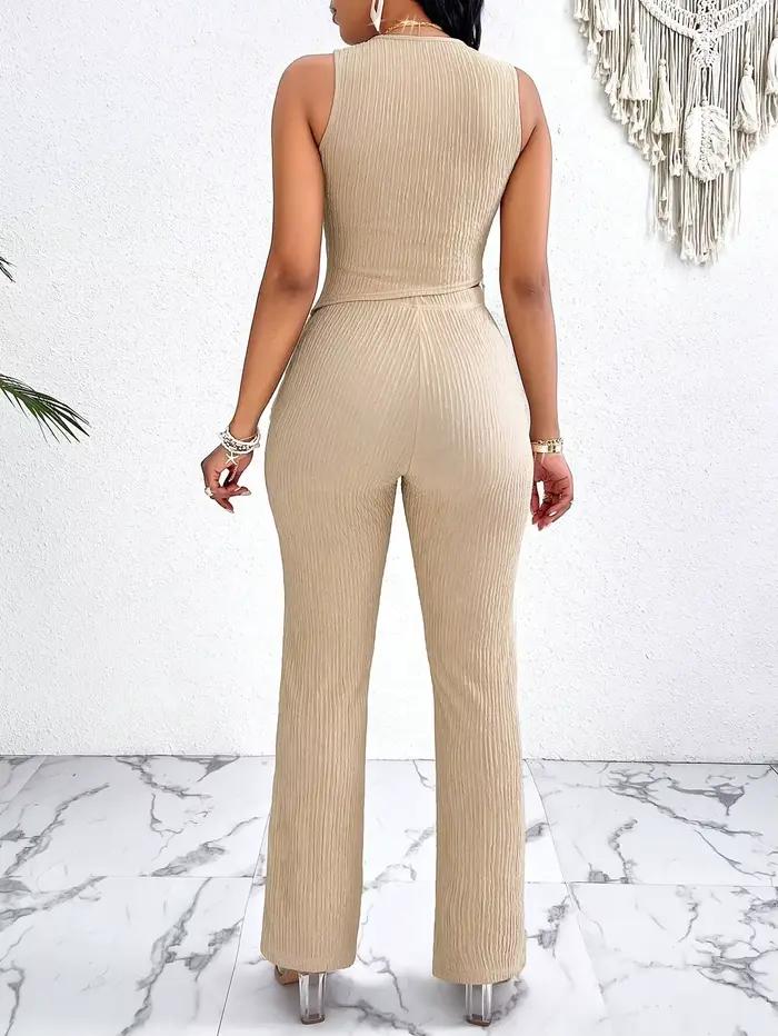 Ensemble pantalon de costume texturé avec ourlet frangé, gilet asymétrique et pantalon droit