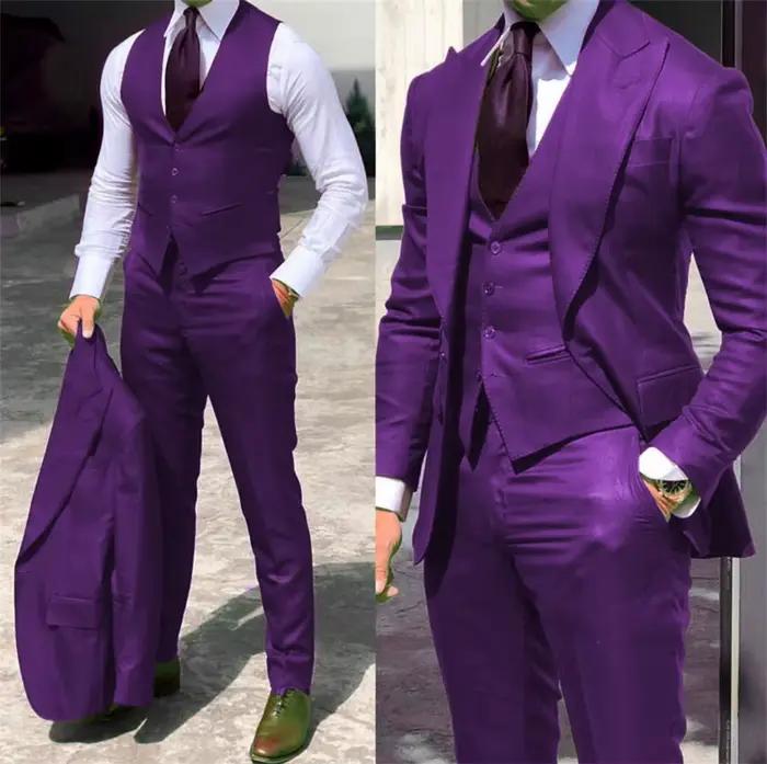 Costumes d'affaires formels de couleur unie