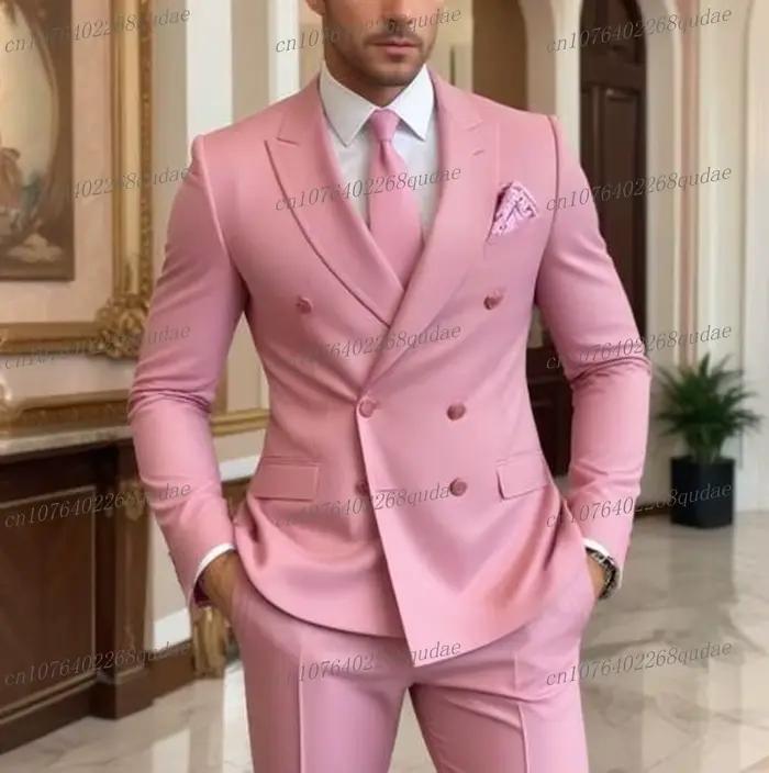 Costume rose pour hommes