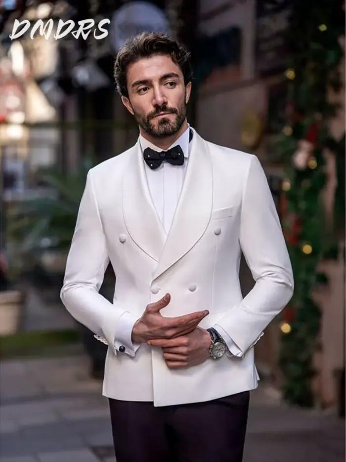 Beau costume blanc pour hommes
