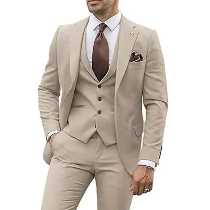 Costumes beiges 3 pièces pour hommes