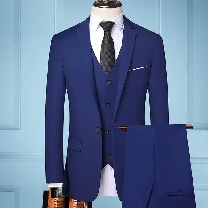 Le nouveau magasin offre des prix réduits décontracté formel affaires hommes à la mode Gentleman couleur unie toutes saisons costume ajusté