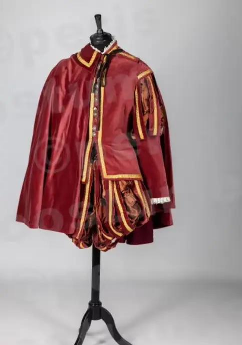 Costume élisabéthain Tudor pour homme, haut, shorts, manteau et ceinture, tenue Renaissance noire avec cape pour hommes, costumes historiques ocasions spéciales