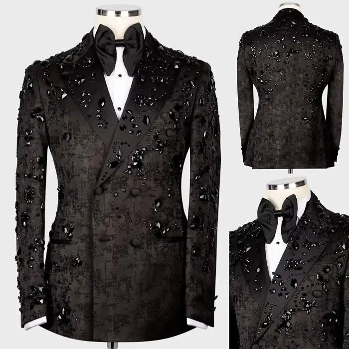 Costume moderne pour hommes