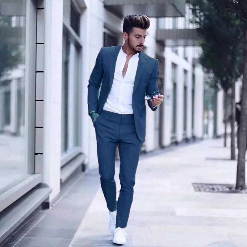 Costume luxueux pour hommes d'affaires