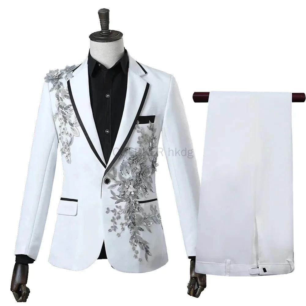Costume noir pour hommes avec broderie florale argentée