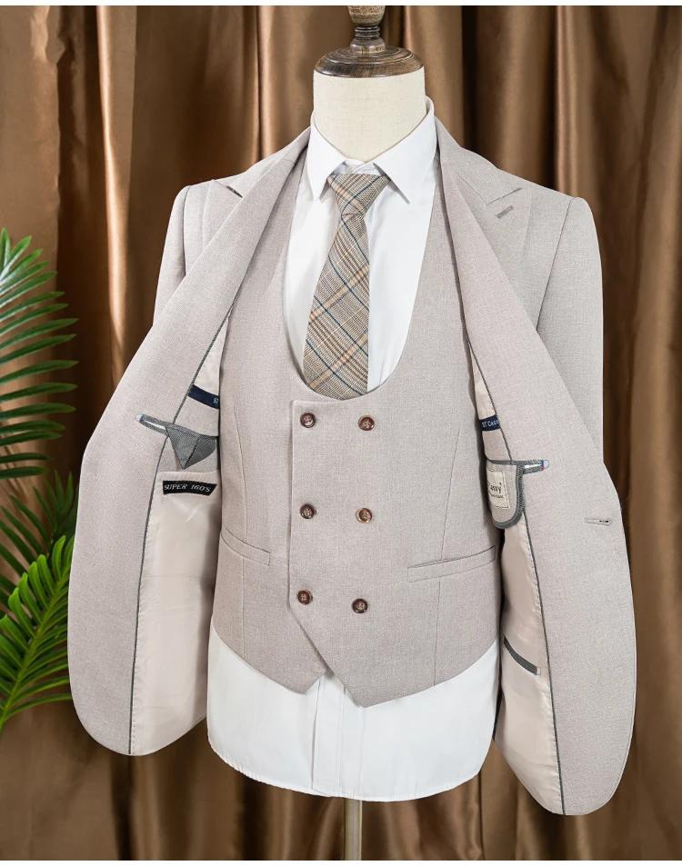 Costumes élégants pour hommes