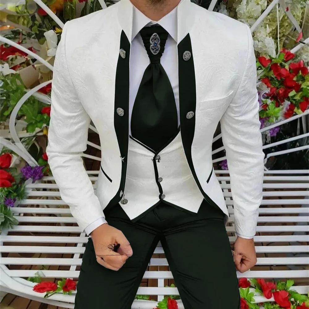 Costume élégant pour hommes