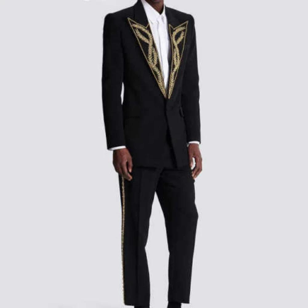 Costumes modernes pour hommes