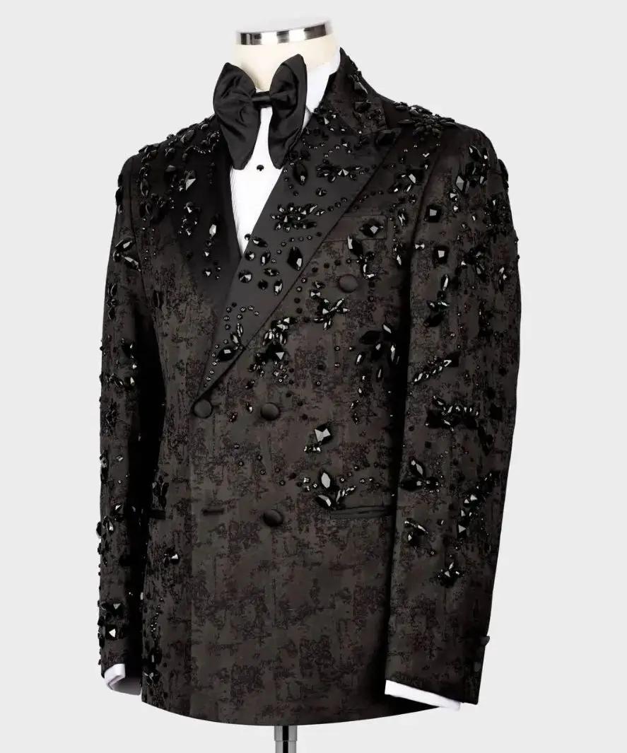 Costume moderne pour hommes