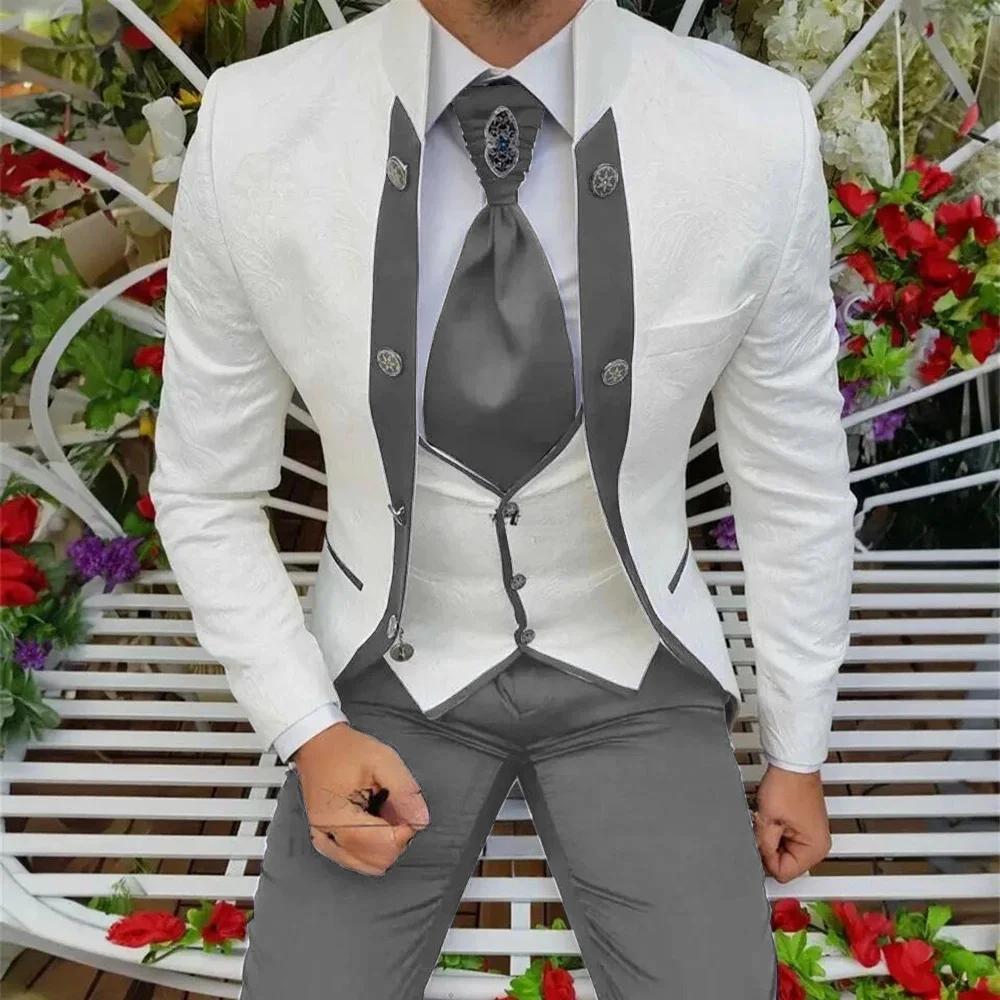 Costume élégant pour hommes