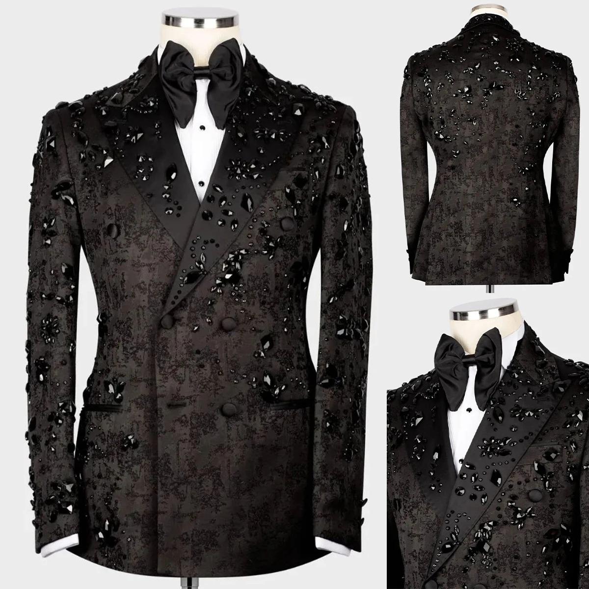 Costume moderne pour hommes