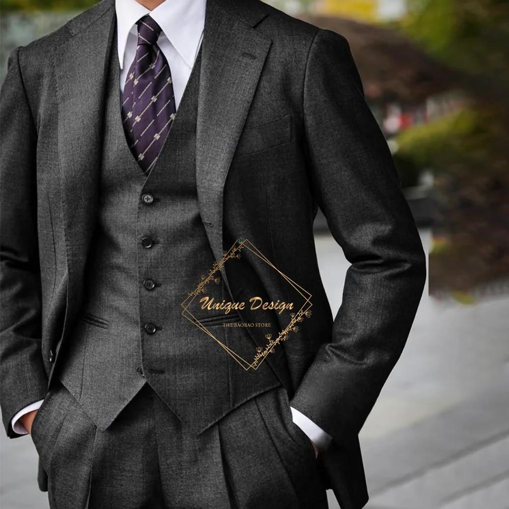 Costume gris classique pour hommes