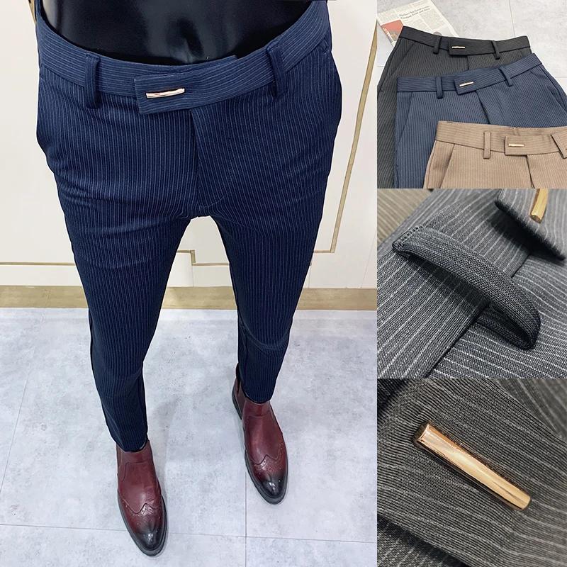 Pantalon slim à rayures pour homme