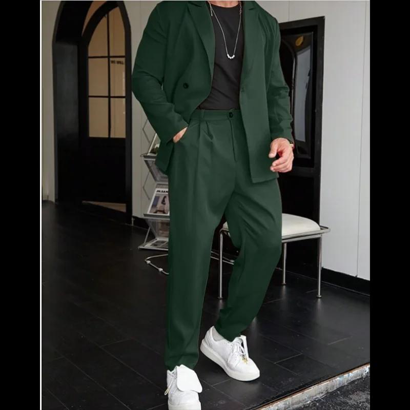Costume vert pour homme