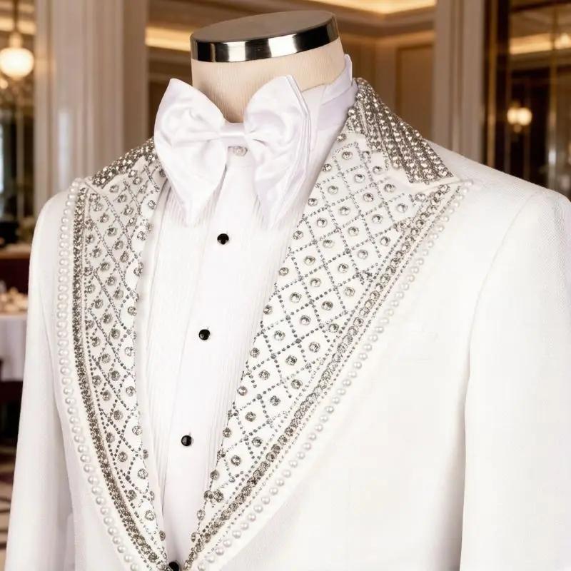 Costumes de luxe perlés pour hommes – Veste de smoking blanche ajustée avec pantalon noir