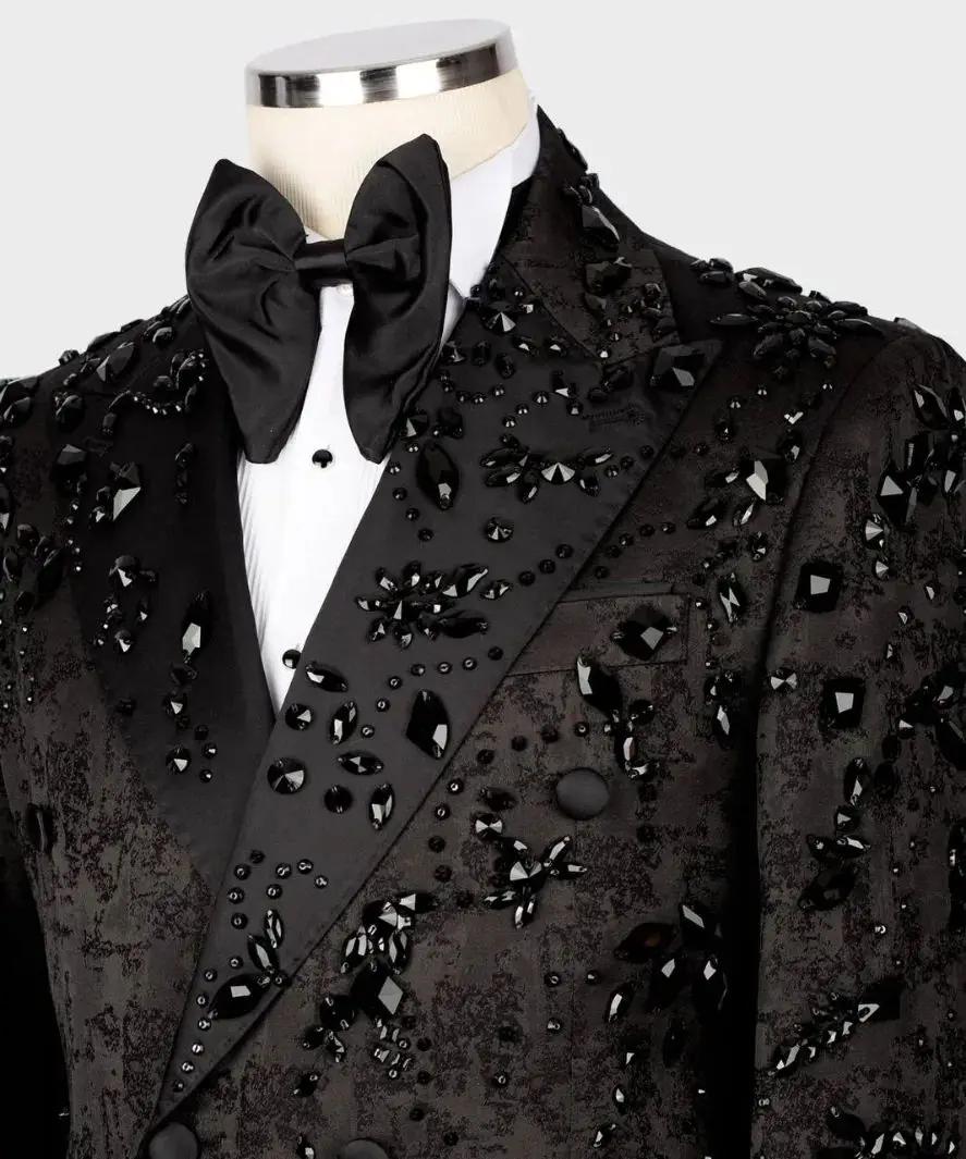 Costume moderne pour hommes