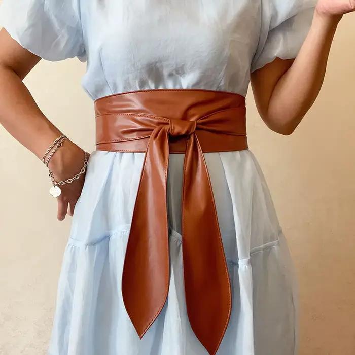 Ceinture à nœud papillon solide en PU pour femmes, polyvalente et élégante pour robes, manteau et tenues de travail occasions spéciales