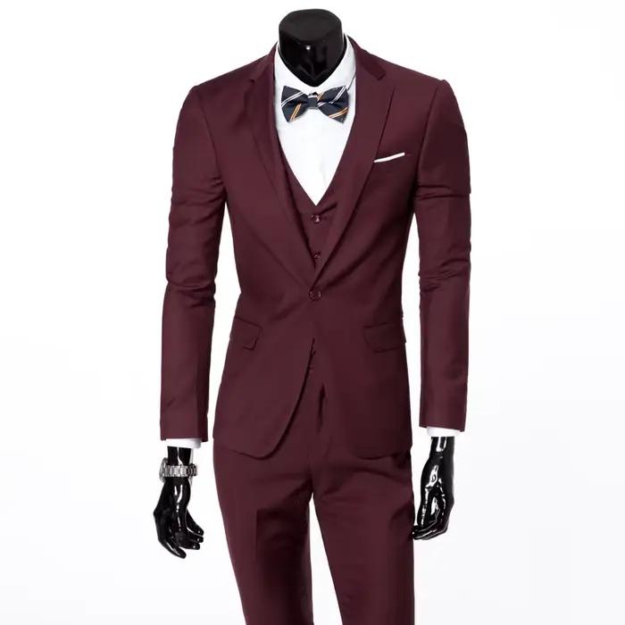 Costume trois pièces coupe cintrée pour hommes