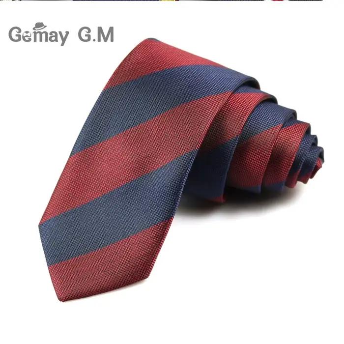 Hommes de Costume de Cravate Classique