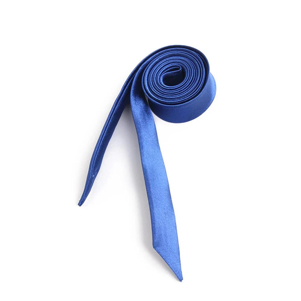 Élégant accessoire de costume scolaire : nœud papillon en satin, ruban, cravate, nœud, rubans