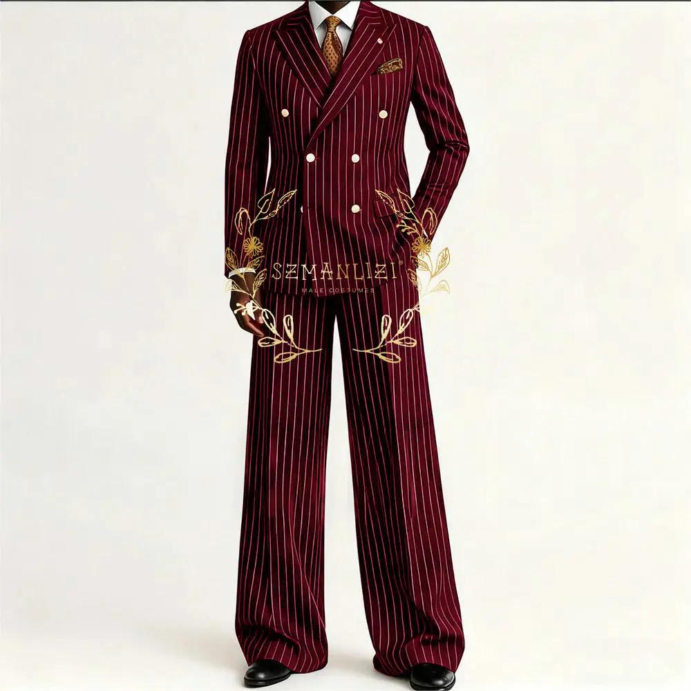 Costume rayé bleu marine pour hommes