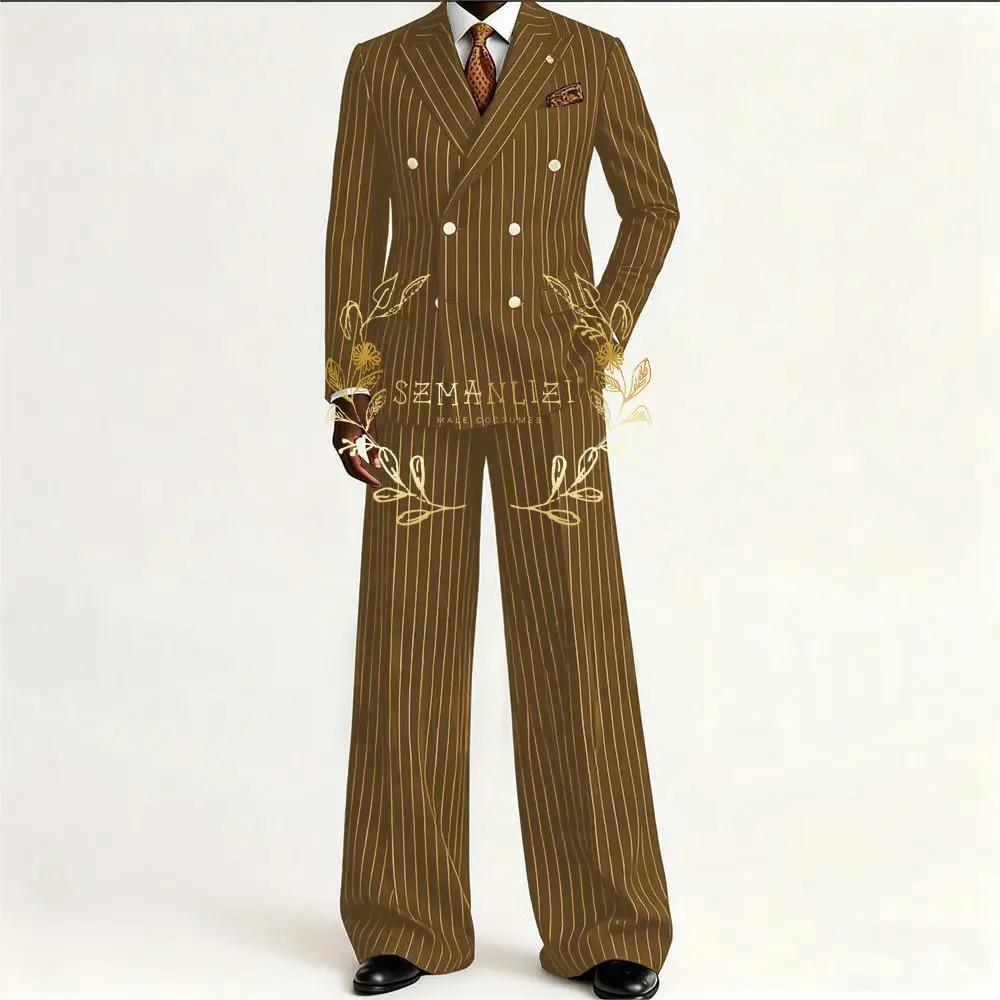 Costume rayé bleu marine pour hommes