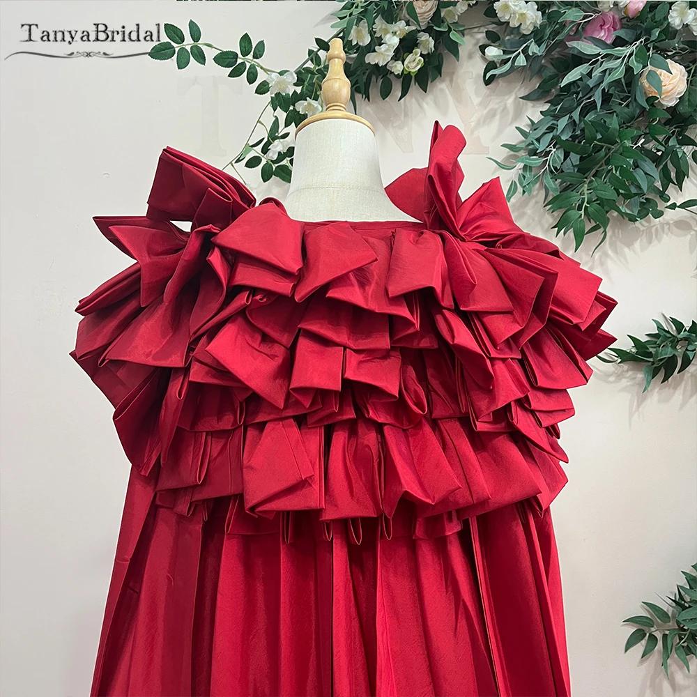 Veste de mariage rouge à manches courtes bouffantes