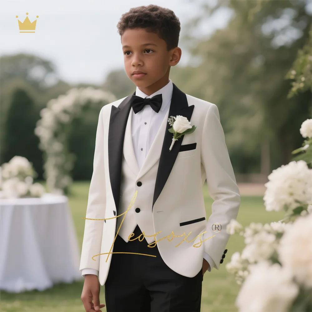 Costume de smoking 3 pièces pour garçon sur mesure pour les mariages – Design élégant avec revers et gilet