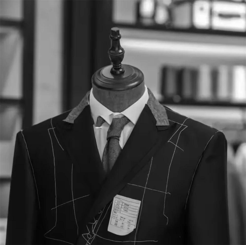 Costumes noirs pour hommes 2 pièces Revers en pointe Double boutonnage Blazer sur mesure Mariage Costume de marié
