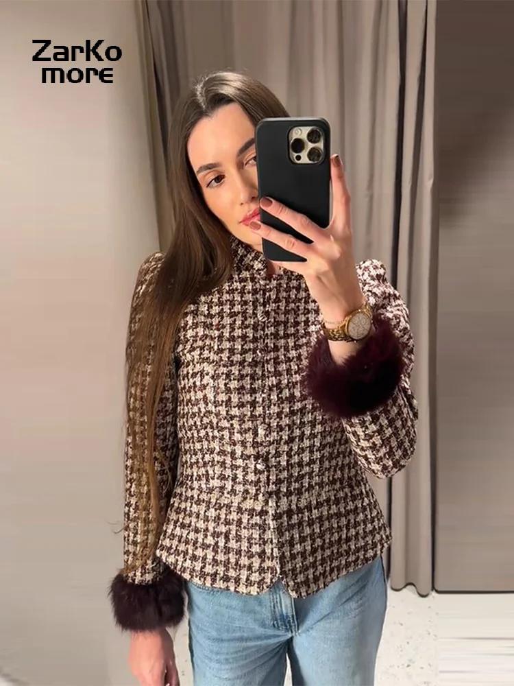 Veste élégante en tweed à carreaux pied-de-poule