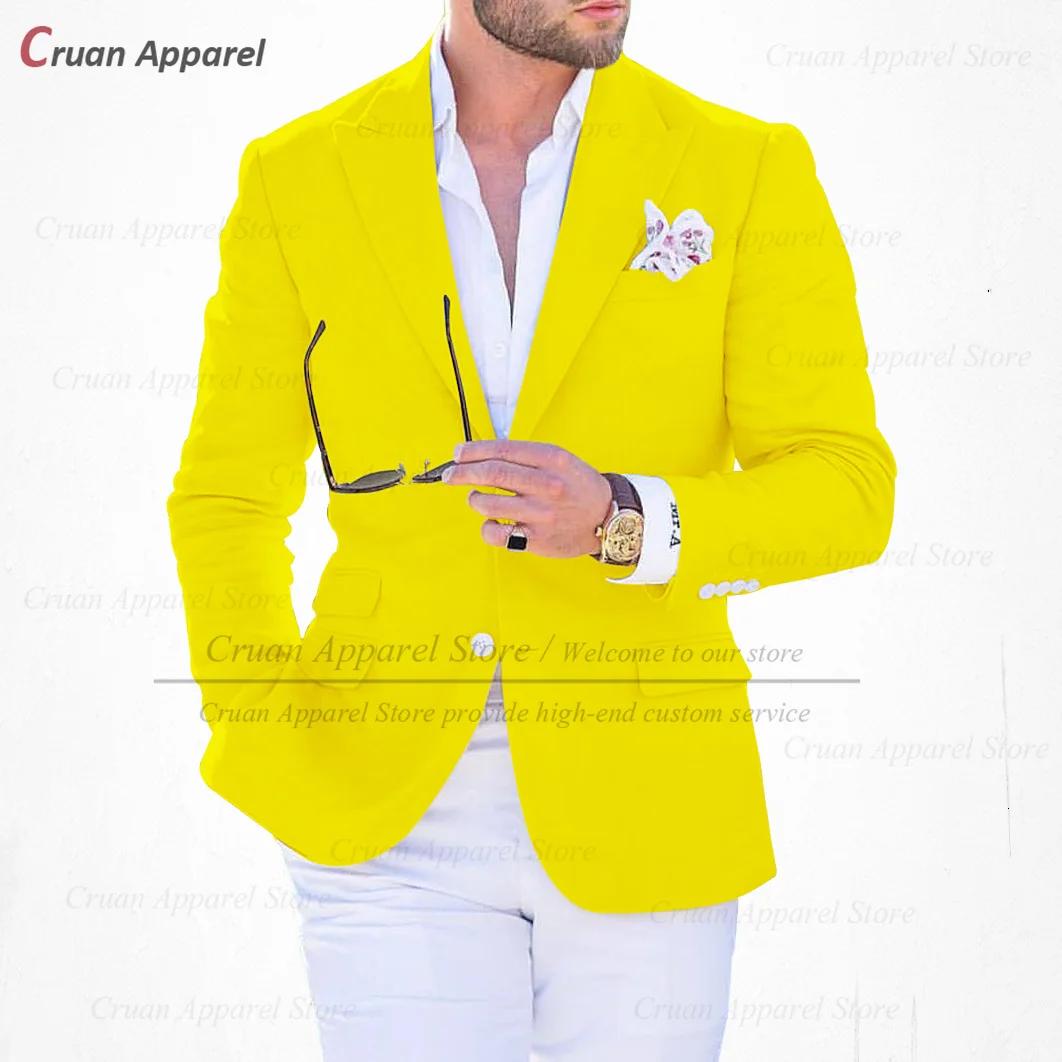 (Une Blazer) Blazers jaunes à la mode pour hommes