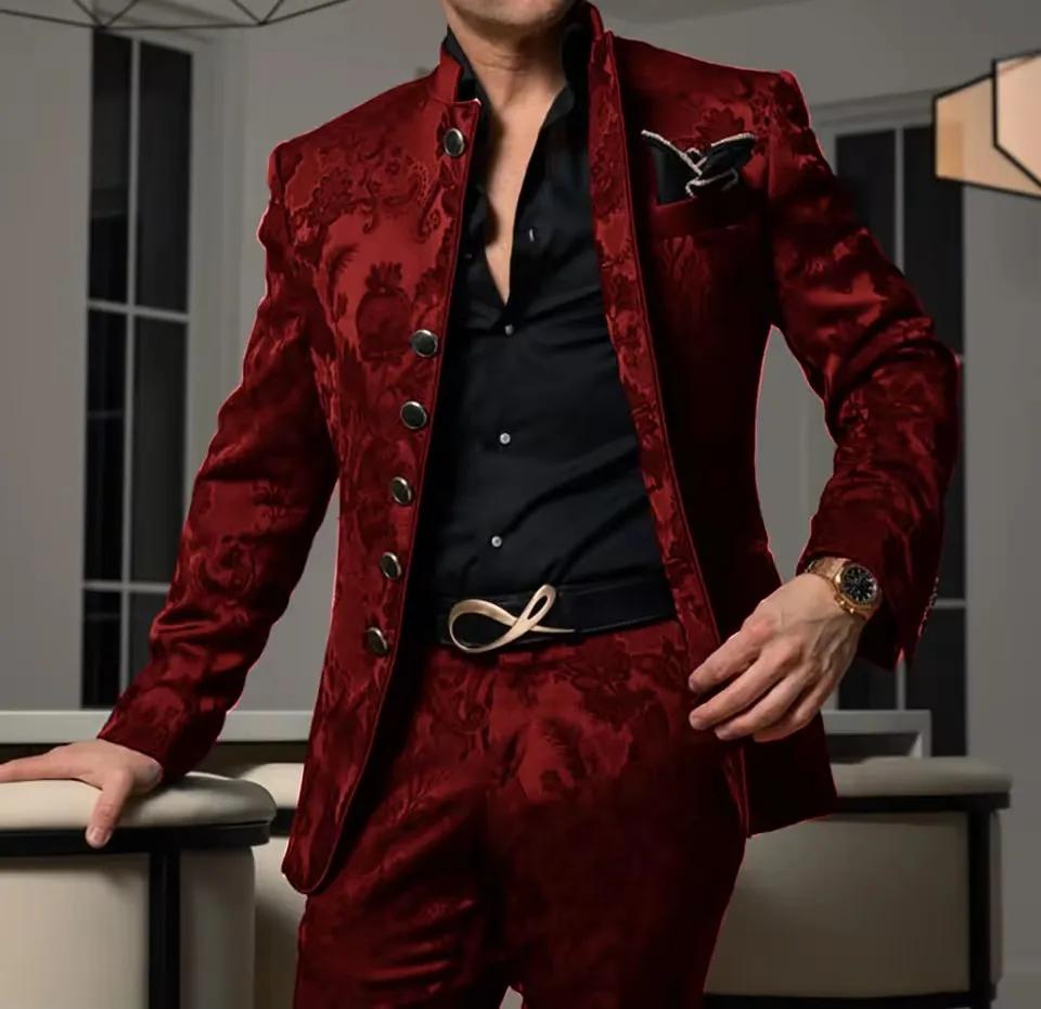 Costumes formels pour hommes