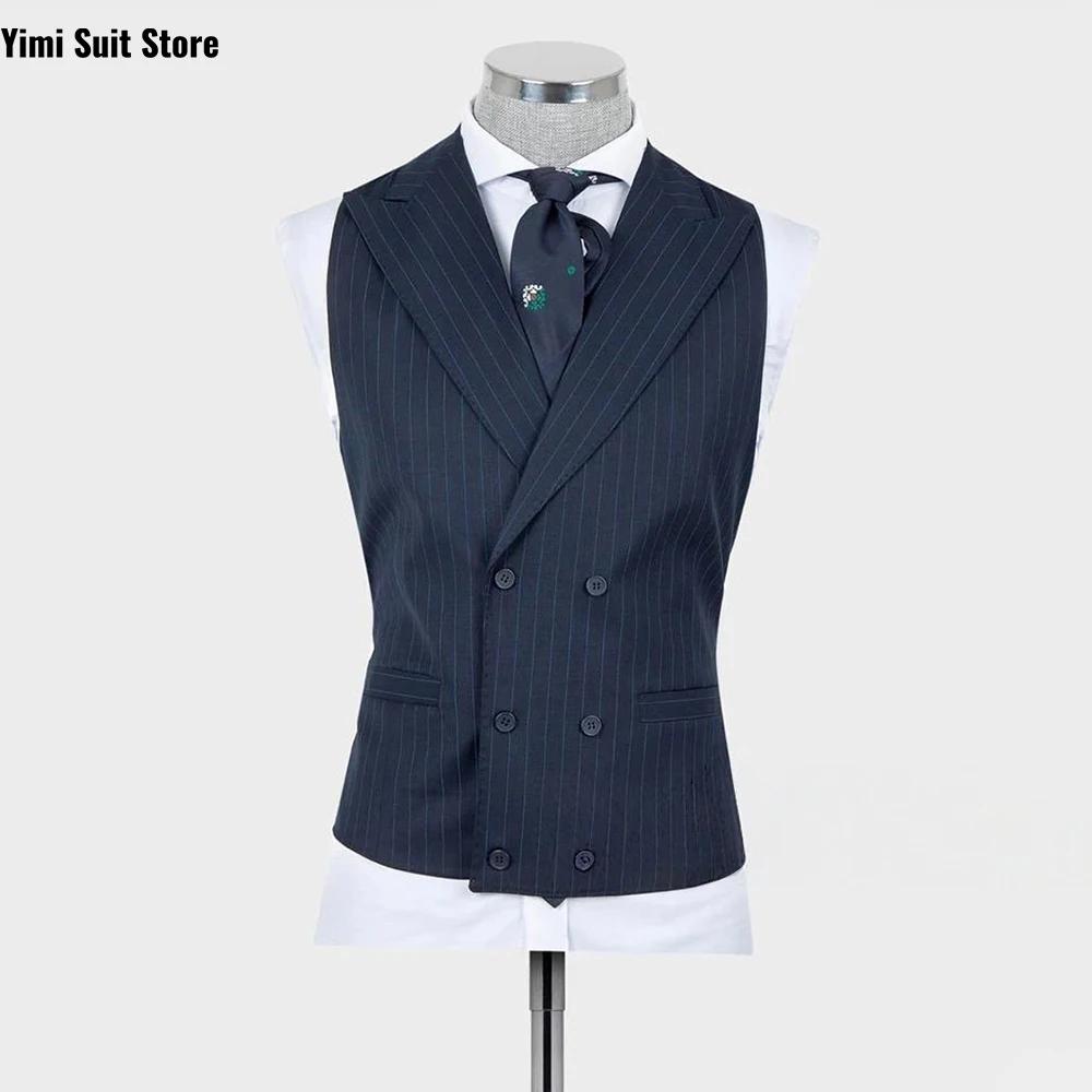 Costumes pour hommes bleu marine à rayures fines