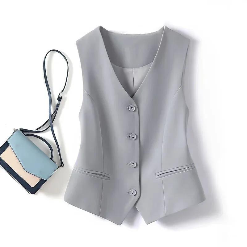 gilet de costume, nouveau gilet court ajusté et empilé.